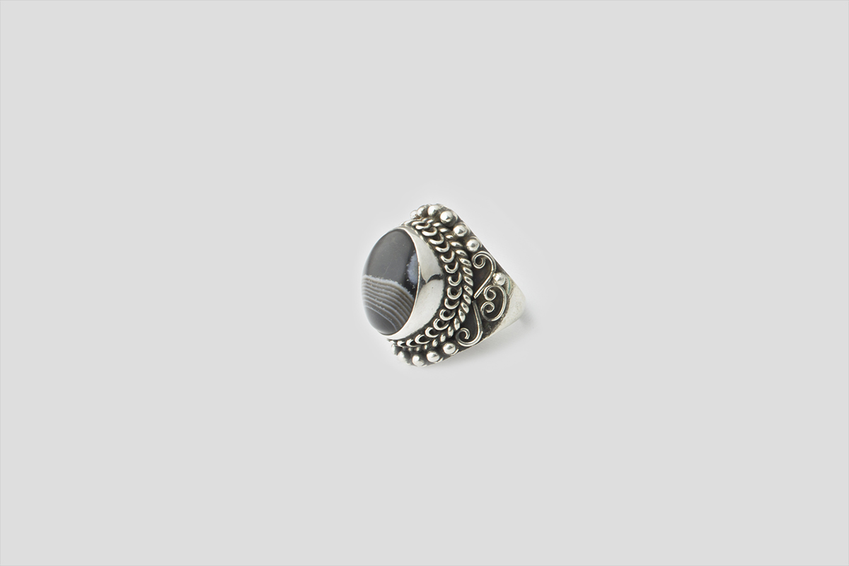 Onyx silver Ring (Wire Design)