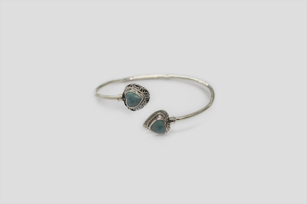 Turquoise Silver Bracelet (Wire Design)